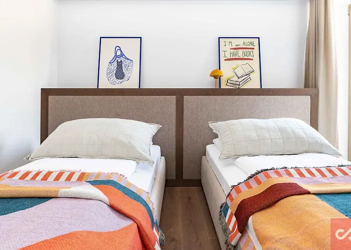 Silk House 2bd Apt, By Cohost דירה